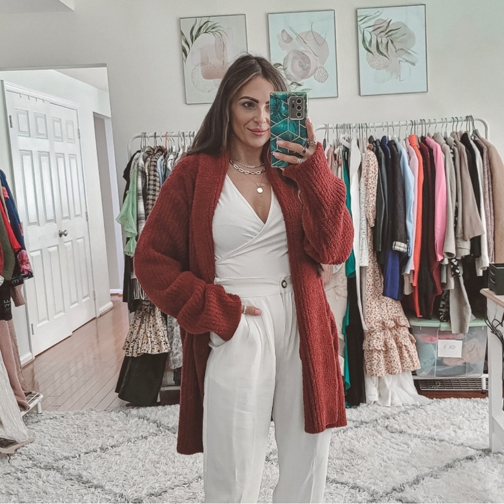 Barefoot dreams burgundy chunky cardigan